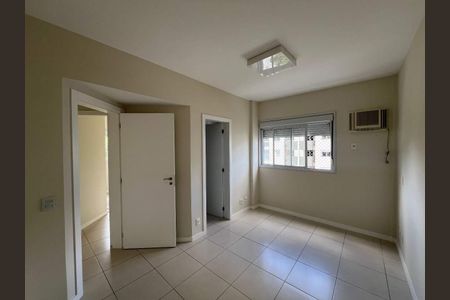 19_photo/952738dc2f.e67f15b88893341e-ATLAS-3e9a5b23-06a0-4802-b10c-db9cb46dac8b.jpg de apartamento para alugar com 3 quartos, 75m² em Itacorubi, Florianópolis