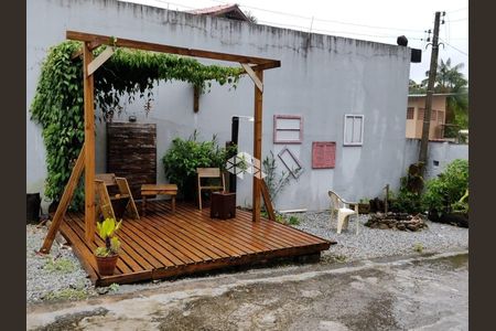 8_photo/952738dd21.f14d7a494a64fc38-ATLAS-baf6c1d5-bcf7-496f-bc44-bc76d025eecc.jpg de casa à venda com 3 quartos, 180m² em Itacorubi, Florianópolis