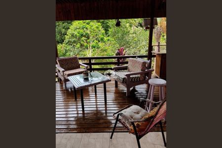 15_photo/952738dd21.f14d7a494a64fc38-ATLAS-c76c6f9d-e047-4c0e-a93f-63fb2d787c2f.jpg de casa à venda com 3 quartos, 180m² em Itacorubi, Florianópolis