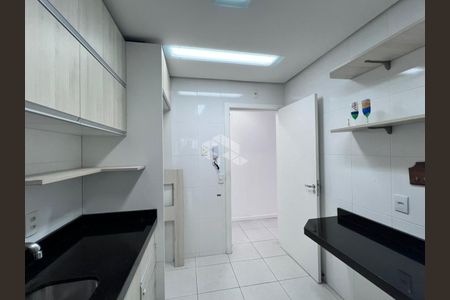 8_photo/952738de87.a100d1acf68cd1fd-ATLAS-cc3eb40e-92d8-44e7-b261-b07872a6ffd6.jpg de apartamento à venda com 3 quartos, 88m² em Itacorubi, Florianópolis