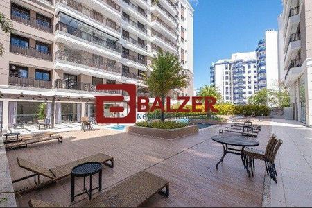 12_photo/952738dee5.ceff8192393c33de-ATLAS-5b3c63f6-81c3-4a7e-9de8-e0b018a483ec.jpg de apartamento à venda com 3 quartos, 261m² em Itacorubi, Florianópolis