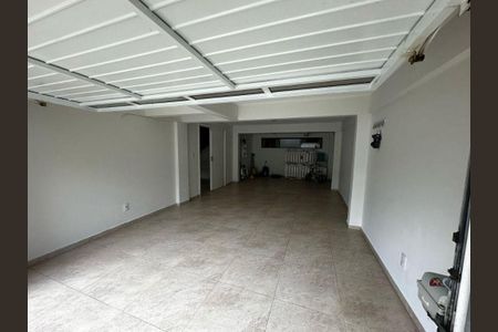 10_photo/952738dfa5.b77e7a1178258964-ATLAS-52c8e05d-b7b8-4314-9e67-a9b7a6325dc3.jpg de casa à venda com 5 quartos, 329m² em Itacorubi, Florianópolis