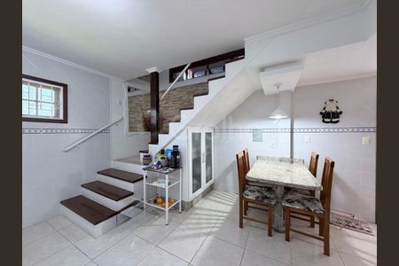 2_photo/952738e067.0524c8510f0f8401-ATLAS-0c4e0f26-ad51-4b63-8e3c-b0c024bc84e6.jpg de casa à venda com 4 quartos, 140m² em Itacorubi, Florianópolis