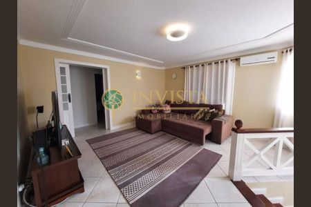 3_photo/952738e1db.123a33632886331f-ATLAS-ce2dce17-33cc-422f-a006-aa9ffcb507cf.jpg de casa à venda com 4 quartos, 400m² em Santa Monica, Florianópolis