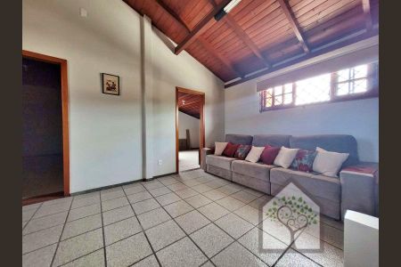 4_photo/952738e29d.ad71ebb9c876c57a-ATLAS-4403fd87-1f74-4f52-9c27-5d71db1368cd.jpg de casa à venda com 4 quartos, 156m² em Santa Monica, Florianópolis