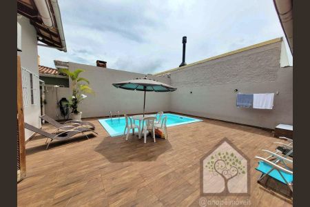 2_photo/952738e29d.ad71ebb9c876c57a-ATLAS-d40858de-7e69-4c63-807a-a3bb0bf5cae3.jpg de casa à venda com 4 quartos, 156m² em Santa Monica, Florianópolis