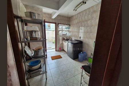 3_photo/952738e377.96e81d73ac213d8c-ATLAS-0b7eb0ed-fa7e-46e8-bfe2-141290e740bd.jpg de casa à venda com 3 quartos, 315m² em Santa Monica, Florianópolis