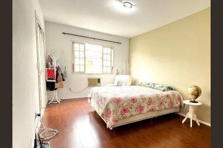 10_photo/952738e3a3.07fb07773285f6be-ATLAS-e3a98e7a-e028-4eec-b3e2-a1384ca45e7e.jpg de casa à venda com 6 quartos, 276m² em Santa Monica, Florianópolis