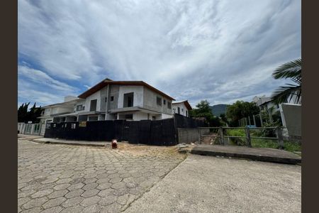 3_photo/952738e3a5.332de8d9d95b30b2-ATLAS-301a54c8-2b8b-40a8-aecc-40f294ab48f9.jpg de casa à venda com 3 quartos, 129m² em Santa Monica, Florianópolis