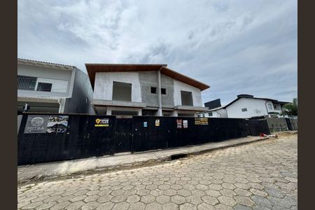 8_photo/952738e3a5.332de8d9d95b30b2-ATLAS-7f4f6a5a-737c-4e1e-847a-73475521fffe.jpg de casa à venda com 3 quartos, 129m² em Santa Monica, Florianópolis