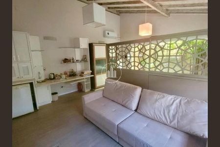 8_photo/952738e4a1.6618d879b31b9a75-ATLAS-63344505-4ff1-42d8-9d1c-548dbd5d7ece.jpg de casa à venda com 4 quartos, 360m² em Santa Monica, Florianópolis
