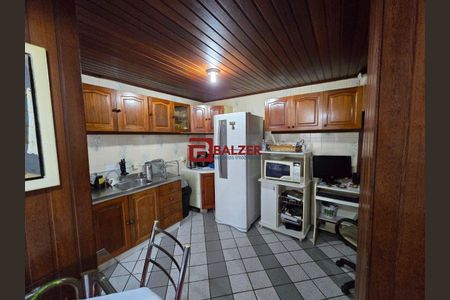 8_photo/952738e769.5d68ca57cf92adc9-ATLAS-487a2aff-bd2e-4a11-8cc1-725621cf742d.jpg de apartamento à venda com 2 quartos, 55m² em Itacorubi, Florianópolis