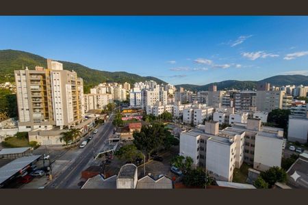 3_photo/952738e7c1.ddeebdb34bc4e436-ATLAS-b2f1eeb7-a870-430a-be39-b368e3fcc06a.jpg de apartamento à venda com 2 quartos, 98m² em Itacorubi, Florianópolis