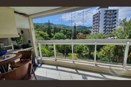 13_photo/952738e7df.303545f1f3e2ecfa-ATLAS-5ac67a2d-02a4-4c09-aa3f-0533ade8be11.jpg de apartamento à venda com 3 quartos, 111m² em Itacorubi, Florianópolis