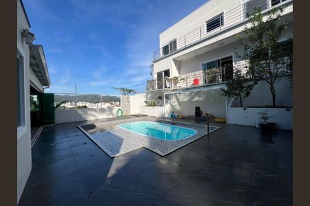 25_photo/952738e801.b7afec13c8c84584-ATLAS-8b49d4a4-3645-4c5b-a7b8-3e7f38be4f47.jpg de casa à venda com 3 quartos, 550m² em Itacorubi, Florianópolis