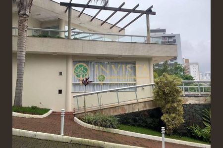 34_photo/952738e865.6ae4b14cef4b6bd3-ATLAS-a1c3a5fc-3ffd-4b4a-822d-304e3c2d13f5.jpg de apartamento à venda com 3 quartos, 227m² em Itacorubi, Florianópolis