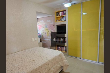 32_photo/952738e87f.ffb61d34c0025f67-ATLAS-31b17372-2a53-4e35-acb3-b0fd002d3b0d.jpg de apartamento à venda com 3 quartos, 227m² em Itacorubi, Florianópolis