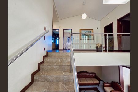 32_photo/952738ec6b.a64aef6598c47c00-ATLAS-09eb4e0e-8f75-4831-8e60-1be46adfd4bf.jpg de casa à venda com 4 quartos, 355m² em Itacorubi, Florianópolis