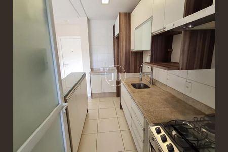 4_photo/952738ed0d.a0a3a797c8d31678-ATLAS-e2b7bb91-7d5a-404b-a17d-d25aea819b08.jpg de apartamento à venda com 2 quartos, 69m² em Itacorubi, Florianópolis