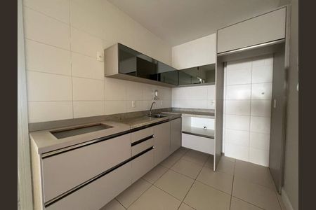 8_photo/952738ed0d.aaba2966312c8e3b-ATLAS-0231ce67-04c4-4da5-ac85-620cd6f9d524.jpg de apartamento para alugar com 3 quartos, 69m² em Itacorubi, Florianópolis