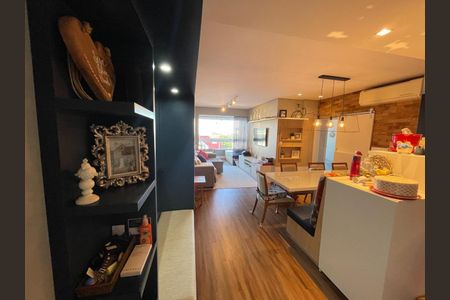 6_photo/952738f257.38153d79977beed0-ATLAS-e0d51b03-92ca-45ff-ae2e-4ceeda3a2d4d.jpg de apartamento à venda com 3 quartos, 101m² em Itacorubi, Florianópolis