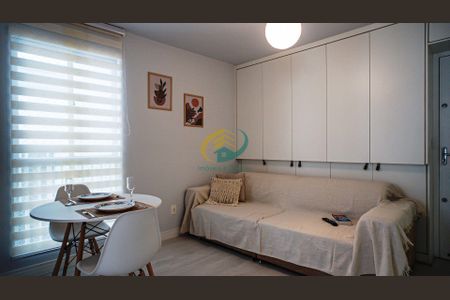 9_photo/952738f2f5.d60ed16da6b331d7-ATLAS-dc29186d-43eb-4bf3-b872-bf11d4b3d0e2.jpg de apartamento à venda com 2 quartos, 52m² em Itacorubi, Florianópolis