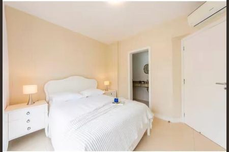 5_photo/952738f8a5.7b2fbb2ce4c7d09e-ATLAS-1f5cf943-864d-4c11-b9e4-2af011e3ac24.jpg de apartamento à venda com 3 quartos, 83m² em Trindade, Florianópolis