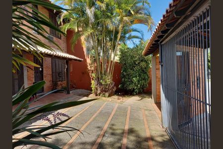 5_photo/952738fc4b.b5da8a9e89e1b846-ATLAS-f3f6652b-5f21-4b2c-86ce-4cd1df6db5a8.jpg de casa à venda com 4 quartos, 267m² em Santa Monica, Florianópolis
