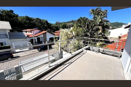 4_photo/952738fc73.abffad76cdbbcace-ATLAS-7cdfc836-62dc-45a9-ab41-8ec0acf288c5.jpg de casa à venda com 3 quartos, 199m² em Santa Monica, Florianópolis