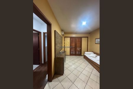 8_photo/952738fdb5.b98dc6cdfb52627f-ATLAS-1bba02f4-f2ec-4e30-b7a5-9c331bb7234f.jpg de casa para alugar com 4 quartos, 245m² em Santa Monica, Florianópolis