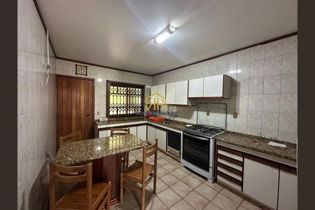 7_photo/952738fdb5.b98dc6cdfb52627f-ATLAS-618c68a9-c728-44aa-8ee2-0fa05e33325e.jpg de casa para alugar com 4 quartos, 245m² em Santa Monica, Florianópolis