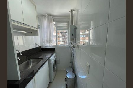 5_photo/95273900fb.373a9f6bb58a3e28-ATLAS-357a4218-e285-4eeb-8f56-9f8ef54816be.jpg de apartamento à venda com 2 quartos, 68m² em Trindade, Florianópolis