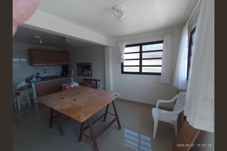 10_photo/95273904c3.20b1407c08fdccdc-ATLAS-400a9b7c-bcd1-41b2-ab0a-7a57c39297b8.jpg de casa à venda com 5 quartos, 328m² em Córrego Grande, Florianópolis