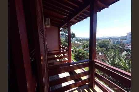 12_photo/95273904c3.20b1407c08fdccdc-ATLAS-7b2a9986-a452-4bf5-a03d-24fb40cd72ec.jpg de casa à venda com 5 quartos, 328m² em Córrego Grande, Florianópolis