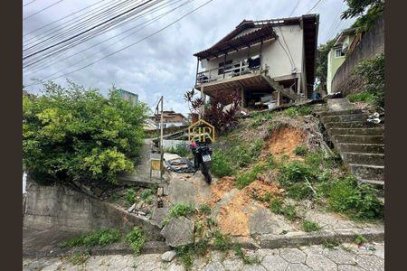 9_photo/95273904d1.517dfe94024b9c02-ATLAS-cf8aeb2f-2dc0-4208-903f-0ad5e80d7f7d.jpg de casa à venda com 3 quartos, 224m² em Córrego Grande, Florianópolis