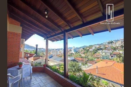 4_photo/9527390837.04f4efb4ec0e2ec3-ATLAS-a7f83232-8e8d-4e14-b114-dde71566a167.jpg de casa à venda com 4 quartos, 213m² em Pantanal, Florianópolis