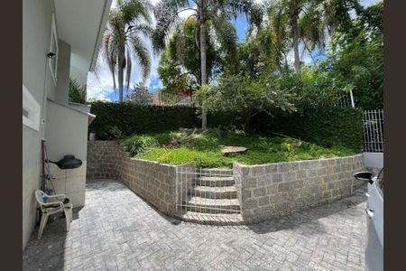 21_photo/952739096d.ad71ebb9c876c57a-ATLAS-ba23e8bd-ca35-49a0-977c-7c98bbf88c7e.jpg de casa à venda com 3 quartos, 230m² em Pantanal, Florianópolis