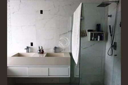 2_photo/9527390f4b.5dc92922f5f40c7d-ATLAS-078a3bcd-d396-41a6-80a7-23e5b095f76b.jpg de casa à venda com 3 quartos, 289m² em Pantanal, Florianópolis