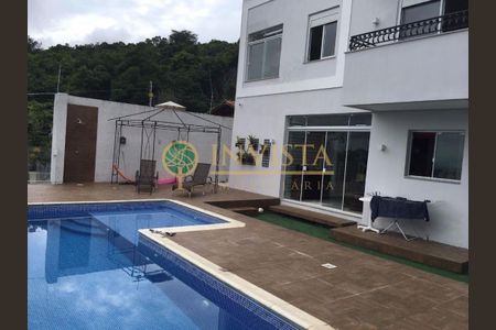 11_photo/9527390f4d.3ddf5e48fefe922b-ATLAS-d14e42fb-64a5-446d-a3e2-403342f8bc3e.jpg de casa à venda com 3 quartos, 260m² em Pantanal, Florianópolis