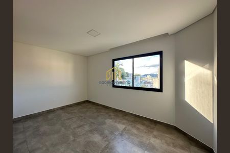 11_photo/9527391081.f9fd596f8c1c84e9-ATLAS-e9fb9fd1-e225-4923-8a09-03b21b7a94c1.jpg de casa à venda com 3 quartos, 140m² em Córrego Grande, Florianópolis