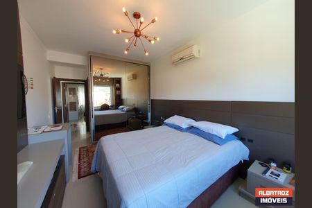 2_photo/9527391085.1463d70521bc8e9f-ATLAS-17b896ff-f423-4e8e-ab96-dbcf6f47c8f9.jpg de casa à venda com 4 quartos, 436m² em Córrego Grande, Florianópolis