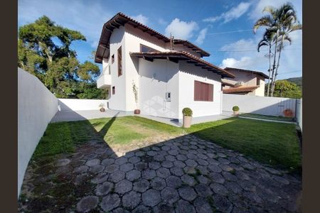 7_photo/95273910c3.e6f02a1e96aef2b1-ATLAS-382fd66f-04cc-4a9e-93c3-4c6df569b3c1.jpg de casa à venda com 3 quartos, 170m² em Córrego Grande, Florianópolis