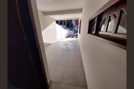 6_photo/95273910c3.e6f02a1e96aef2b1-ATLAS-39a8f7e1-d76e-4d88-a55d-9fdd26e6adc5.jpg de casa à venda com 3 quartos, 170m² em Córrego Grande, Florianópolis