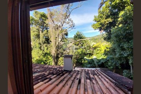 1_photo/95273910c3.e6f02a1e96aef2b1-ATLAS-5dcb275c-e3e6-431f-b01f-258c2d9f43d6.jpg de casa à venda com 3 quartos, 170m² em Córrego Grande, Florianópolis