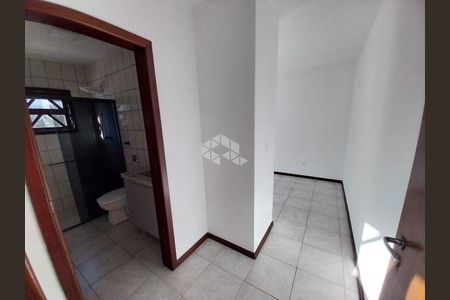 13_photo/95273910c3.e6f02a1e96aef2b1-ATLAS-ba9f190e-161f-4a9d-9b2e-09d8c55e4c38.jpg de casa à venda com 3 quartos, 170m² em Córrego Grande, Florianópolis