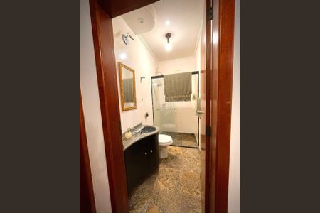 39_photo/95273910d5.e7056842b54bb805-ATLAS-cc64ea78-6aa4-4b54-af5f-28fc2e6b6f67.jpg de casa para alugar com 3 quartos, 440m² em Córrego Grande, Florianópolis
