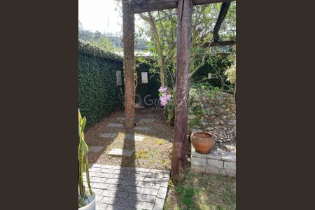 44_photo/95273910d5.e7056842b54bb805-ATLAS-d6b58938-ed58-48cf-87b4-de5edf71d44d.jpg de casa para alugar com 3 quartos, 440m² em Córrego Grande, Florianópolis