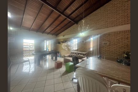 5_photo/95273913fd.dd0e2de8ca271679-ATLAS-0a624d05-dcb0-44a8-a062-b85f0d633197.jpg de casa à venda com 4 quartos, 257m² em Córrego Grande, Florianópolis