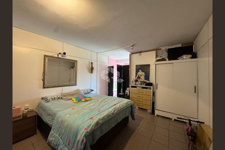 5_photo/95273913fd.dd0e2de8ca271679-ATLAS-1d9249b9-00b4-48e8-8a45-0cfa783e49f6.jpg de casa à venda com 4 quartos, 257m² em Córrego Grande, Florianópolis
