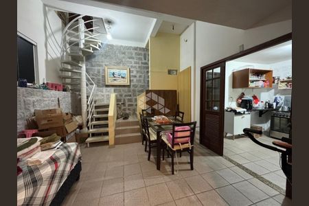 8_photo/95273913fd.dd0e2de8ca271679-ATLAS-3c805c8a-adec-4d3a-8e2e-edce94b87e24.jpg de casa à venda com 4 quartos, 257m² em Córrego Grande, Florianópolis